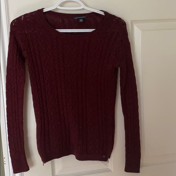 American Eagle Sweater - Picture 3 of 3